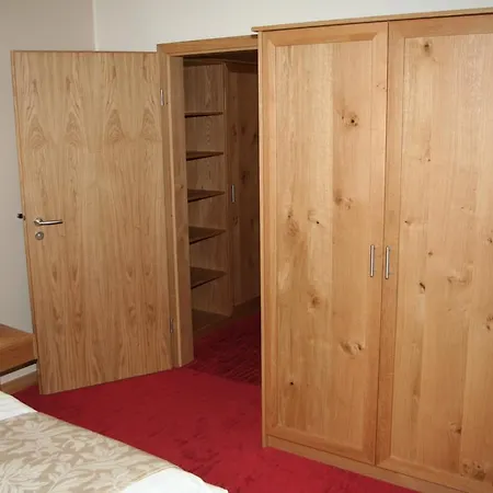 Gasthuis Bootshaus 3*